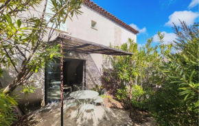 Amazing Home In Saint-Laurent-De-La-Cabrerisse